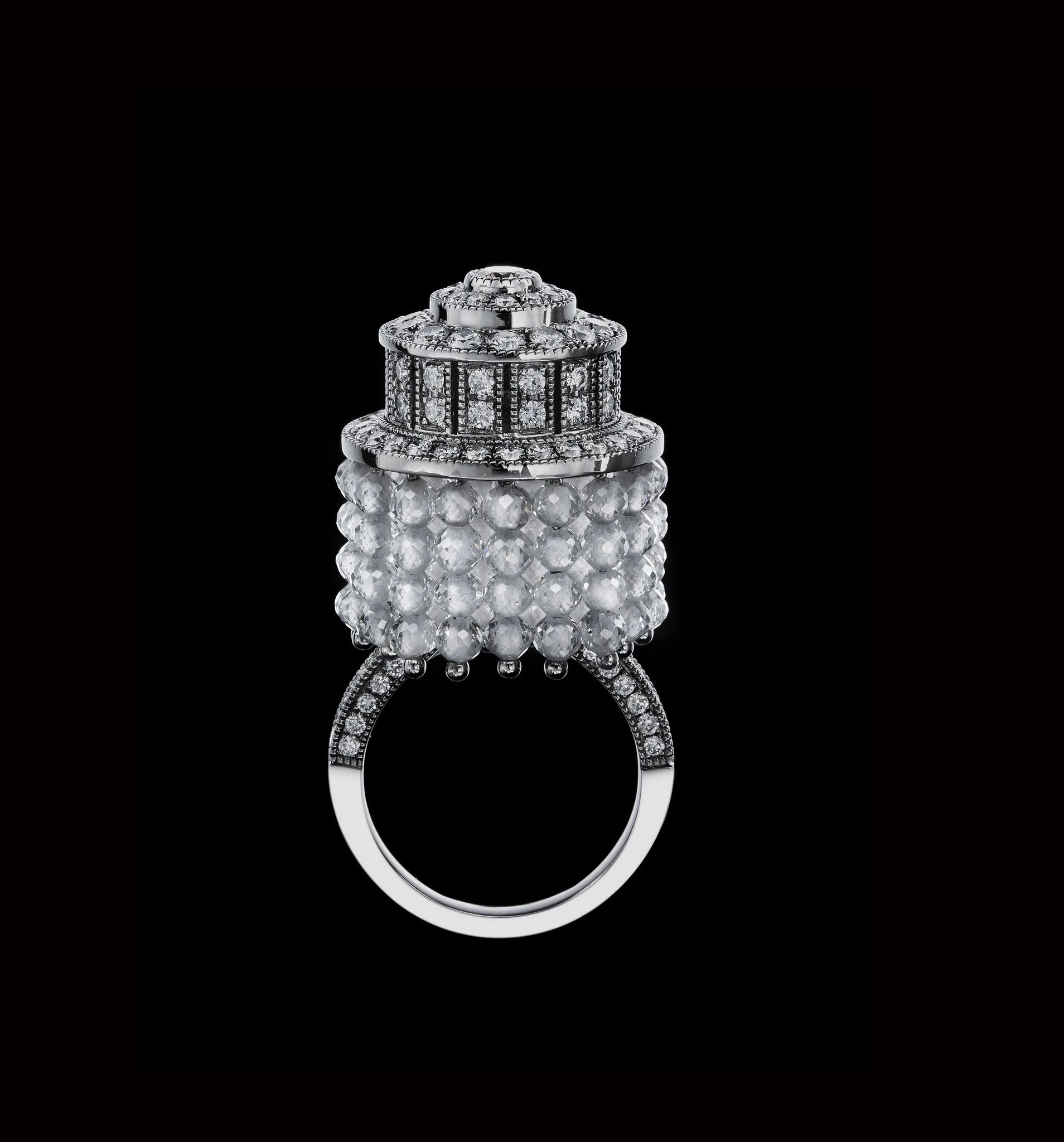 The Chandeliers Ring (NTT-R01-CH)